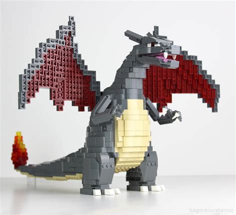 You Encountered A Lego Shiny Charizard! - EverydayBricks