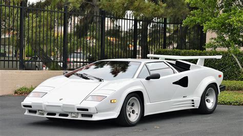 1988 Lamborghini Countach VIN: ZA9CA05AXJLA12340 - CLASSIC.COM