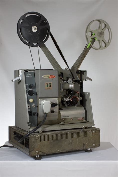 Kalart-Victor 70-15MC3 16mm sound movie projector with Mar… | Flickr