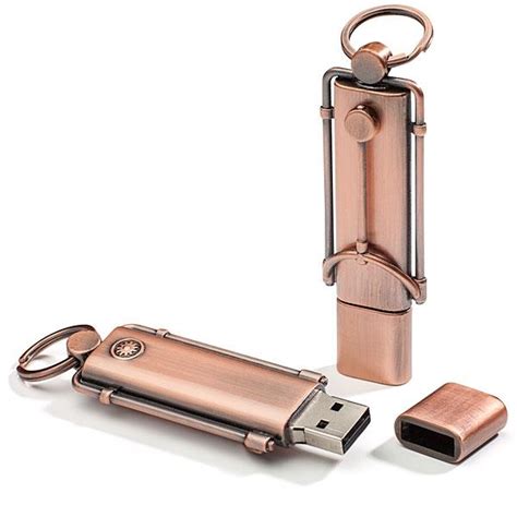 The 8GB Steampunk USB Flash Drive | Gadgetsin