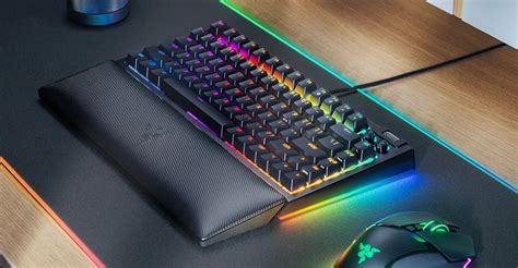 Buy Razer BlackWidow V4 Hot-Swappable Mechanical Keyboard Black [RZ03 ...