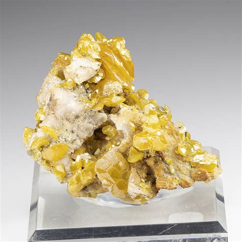 Wulfenite - Minerals For Sale - #8131040