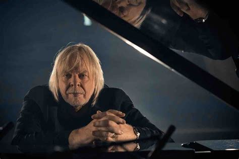 Rick Wakeman's Piano Journey Into Yes, Bowie - Newsweek