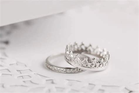 15 Harry Potter Wedding Ring Ideas For The Most Magical Wedding - Magical Day Weddings