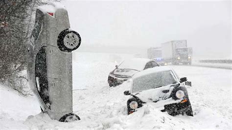 You’ve Gotten Stuck in the Snow, Now What? | AutoTrader.ca