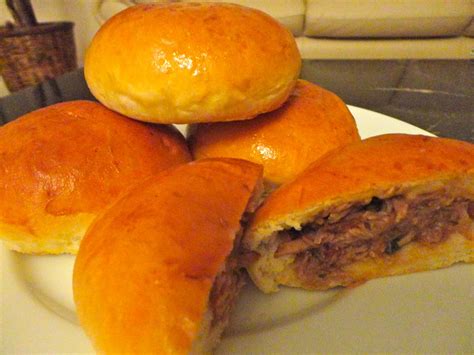 Eat Now Cry Later: Baked bbq pork buns. Tutorial coming soon. :)