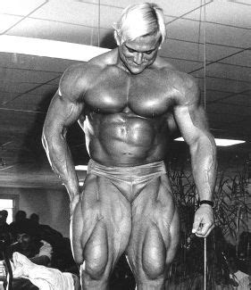 Tom Platz Squat & Leg Workout | Fisiculturismo masculino, Motivação para culturismo, Fisiculturista