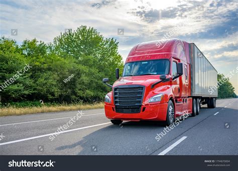 Heavy Loaded Classic Red Big Rig Stock Photo 1794870004 | Shutterstock