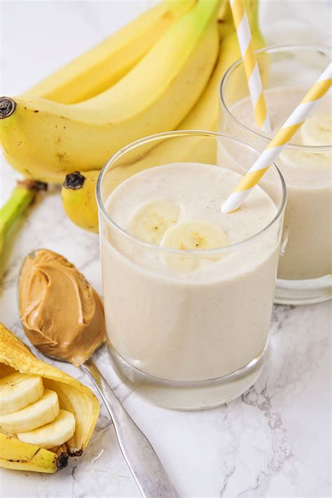 Peanut Butter Banana Smoothie - The Baker Upstairs