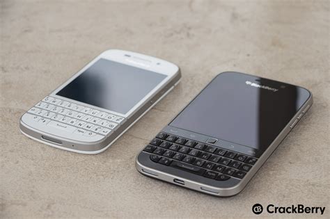 BlackBerry Classic Review! | CrackBerry