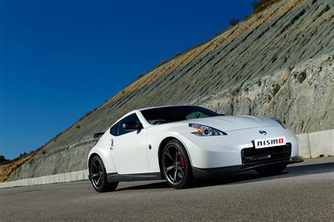 New Nissan GT-R Track Edition and 370Z Nismo for US z2014-Nissan-370Z-NISMO-1 - Paul Tan's ...