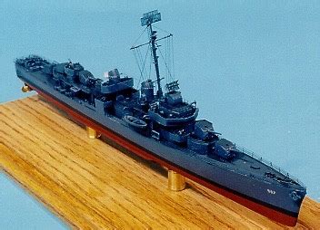 Scalehobbyist.com: USS Johnston DD-557 1944 by Yankee Model Works