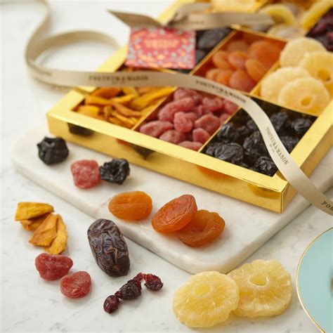 Dried Fruit Gift Box, Large, 875g