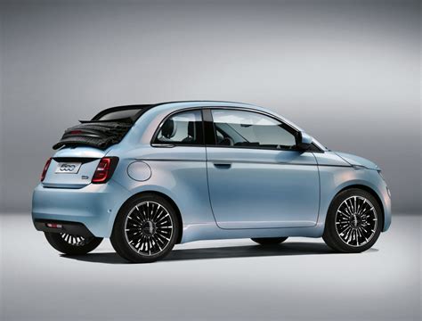 FIAT 500e Specs & Photos - 2020, 2021, 2022, 2023, 2024 - autoevolution