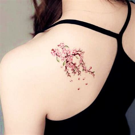 Cherry blossom tattoo designs – understanding the meaning of sakura