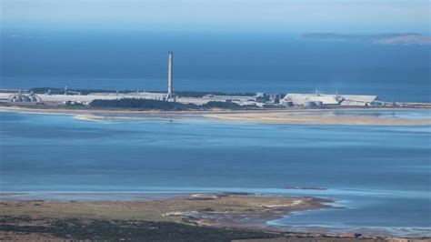 Tiwai Point aluminium smelter closure: Southland faces 'shattering ...