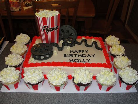 Hollywood Movie Birthday Cake — Birthday Cakes | Movie night birthday ...