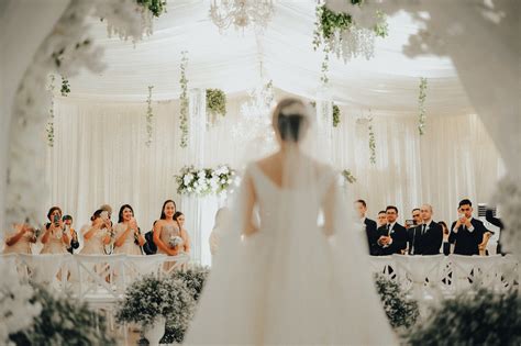 A white and green wedding inspiration... - Farm Hills Garden