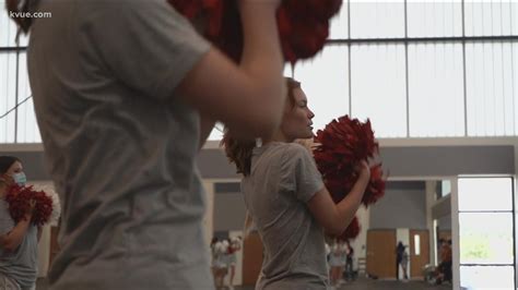 Round Rock ISD cheerleaders receive less P.E. credits for cheer | kvue.com