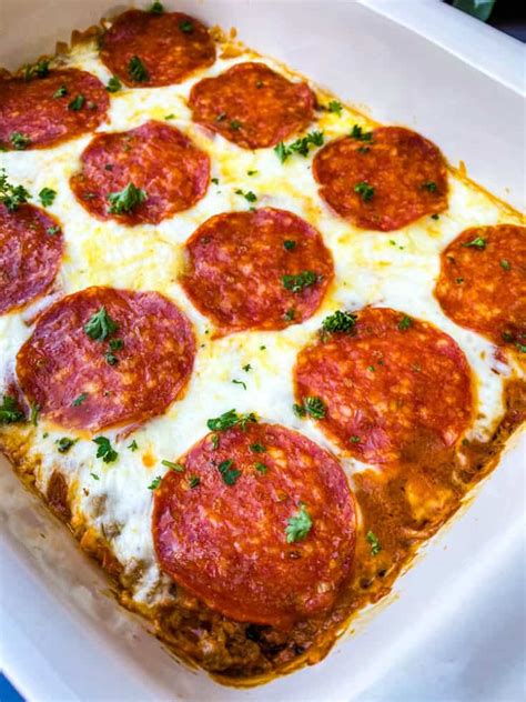 Easy Keto Low-Carb Pizza Casserole + {VIDEO}