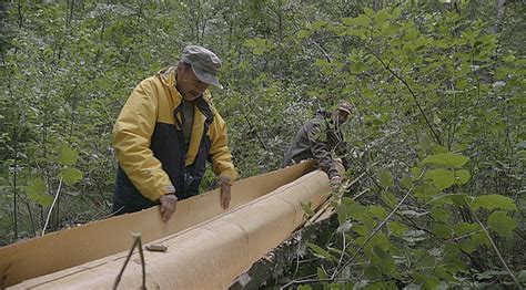 Making a traditional birchbark canoe | YFNCT