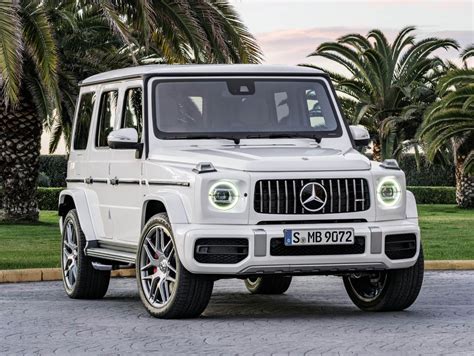 2019 Mercedes-AMG G63 is a 577-hp beast | Voitures de luxe, Voiture ...