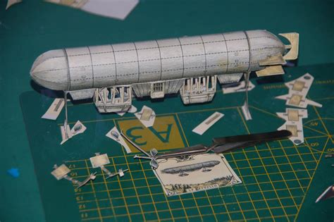 Paper Model Zeppelin | Zeppelin, Paper models, Airship