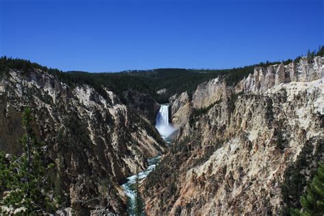 Grand Canyon of Yellowstone – The Adventures of a Day Hiker