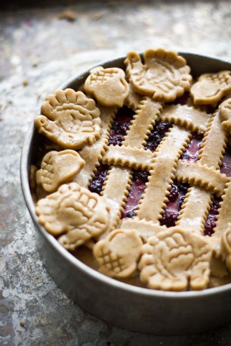 Blackberry Cream Cheese Pie | Adventures in Cooking