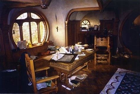 Inside a hobbit hole | The hobbit, Hobbit house, Hobbit hole