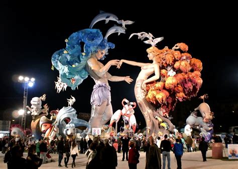 Las Fallas: the celebration which is heritage of mankind - Guiding Architects