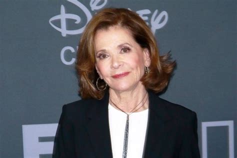 Who Is Jessica Walter Daughter, Brooke Bowman | Wiki And Net