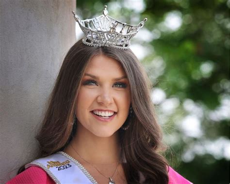 Bismarck woman crowned Miss North Dakota had history on her side ...