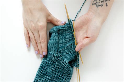 Knit Along Day 4: The Gusset