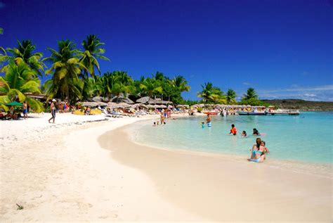 Wanderlust Traveler: Pinel Island, St. Martin