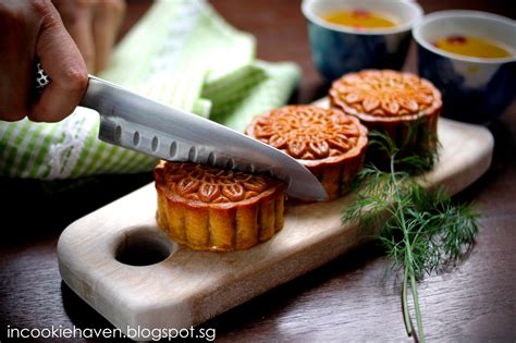 In Cookie Haven: Homemade Traditional Mooncakes