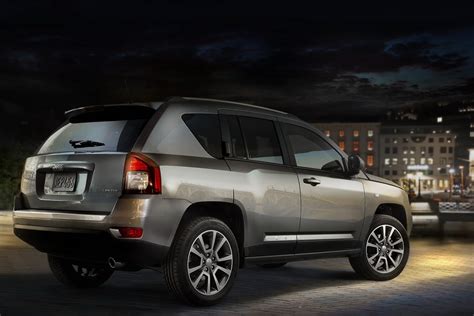 2014 Jeep Compass with New 6-Speed Auto Heads to Geneva for its European Premiere