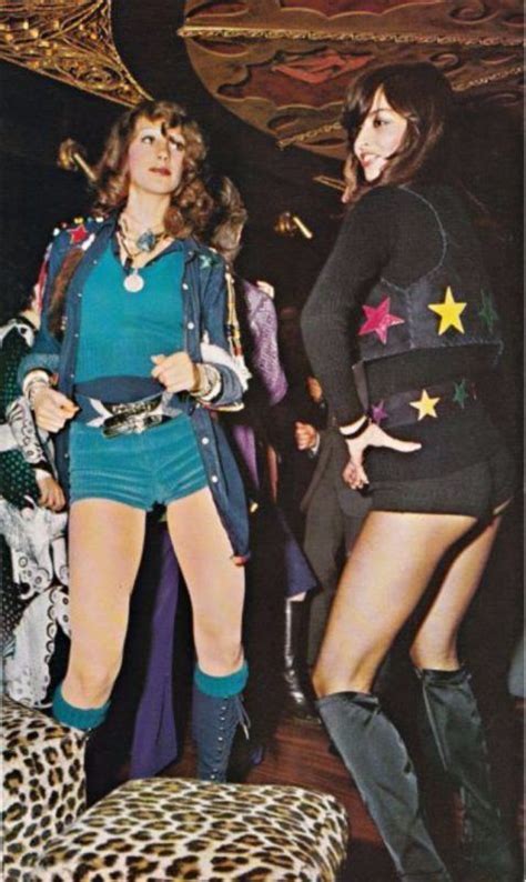 70s Disco Fashion: Disco Clothes, Outfits for Girls and Guys | 70s ...