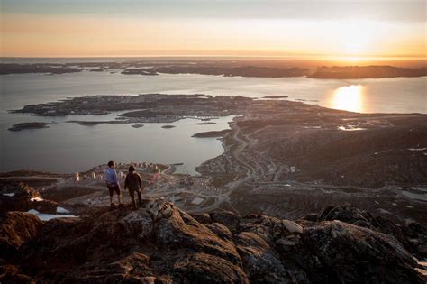 Hiking in Greenland's robust nature - [Visit Greenland!]