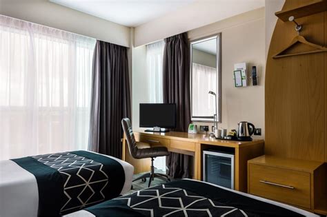 Holiday Inn BIRMINGHAM NORTH - CANNOCK, Cannock | LateRooms.com