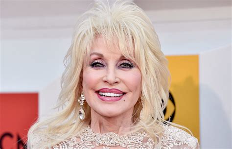 Dolly Parton Net Worth (2024) From Music, Dollywood, Acting - Parade