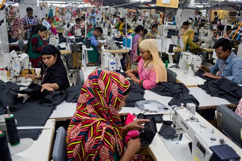 Bangladesh Garment Workers Face Long Workdays, Higher Living Cost — BenarNews