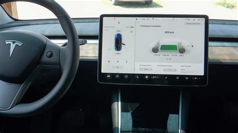 Tesla Battery Range: How long can it last? Read on to know more!