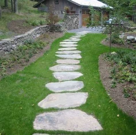 38 DIY Garden Paths and Walkways Ideas for Backyard | Backyard walkway, Garden stepping stones ...