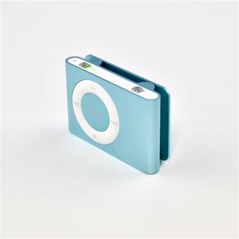 iPod shuffle (Generation 2, light blue, Late 2007) – mattjfuller.com