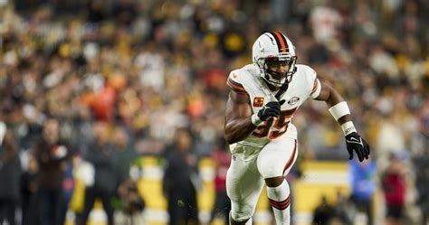 Browns' Myles Garrett Defends Minkah Fitzpatrick's 'Very Common' Hit on ...