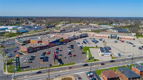 West Side shopping center sells for $15.25M - Cincinnati Business Courier