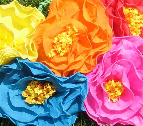 Mexican Paper Flowers | Mexican paper flowers are made from … | Flickr