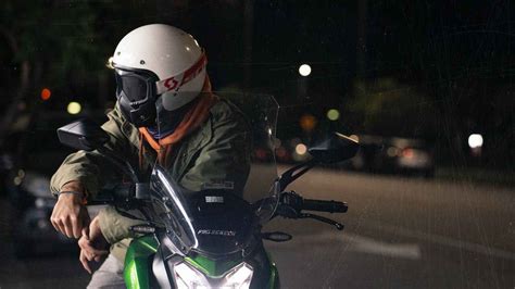 How to add Bluetooth to motorcycle helmets For Musical Rides?