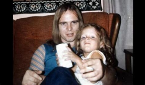 Daughter of Ronnie Van Zant Remembers Her Father With ‘Freebird Child’